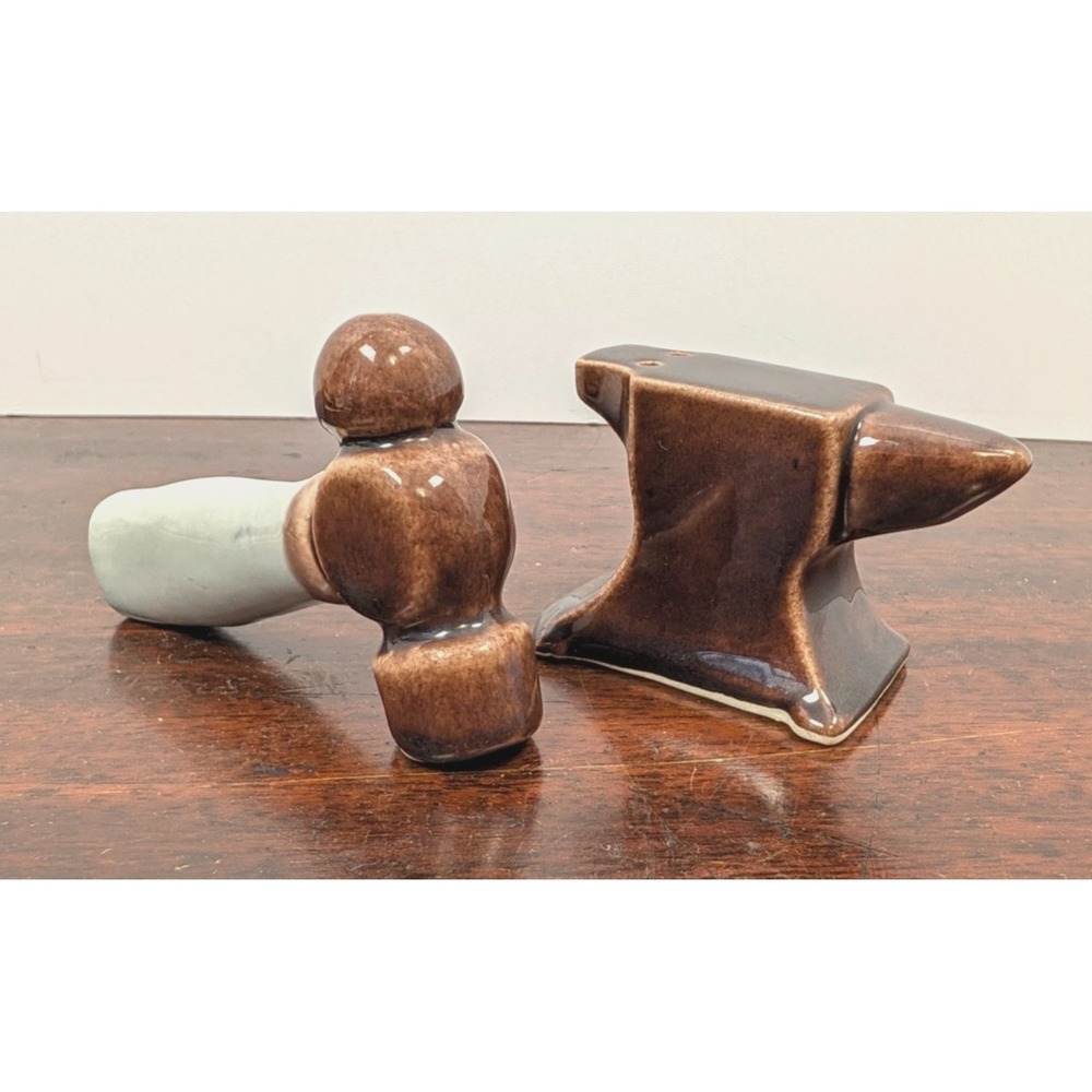 Vintage Ceramic Hammer Anvil Salt Pepper Shakers Blacksmith Tool Novelty